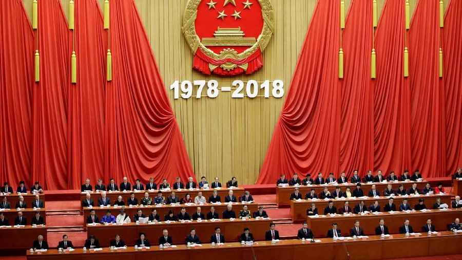 Banyak perusahaan tengah mengalami kesulitan di tengah perang dagang yang terjadi antara China dengan Amerika Serikat (AS).