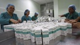 Obat ini terbilang populer di industri farmasi. Penjualannya di 15 negara membuat perusahaan mengalami peningkatan penjualan sebesar 10 persen setiap tahunnya. (REUTERS/Stringer)