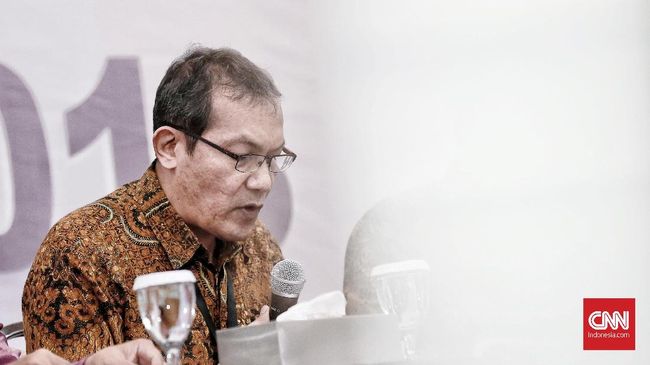 Tangis Saut Situmorang Pecah Saat Perpisahan Pegawai KPK