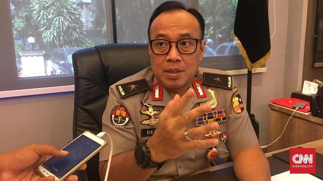 Polisi Buru 10 Anggota MIT Ali Kalora di Sulawesi Tengah