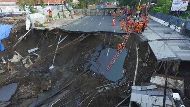 Jalan Gubeng Amblas, Pemkot Surabaya Ungkap 2 IMB RS Siloam