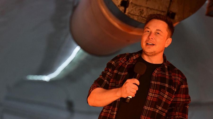 Elon Musk, co-founder and chief executive officer of Tesla Inc., arrives in a modified Tesla Model X electric vehicle during an unveiling event for the Boring Co. Hawthorne test tunnel in Hawthorne, California, U.S., December 18, 2018.  Robyn Beck/Pool via REUTERS