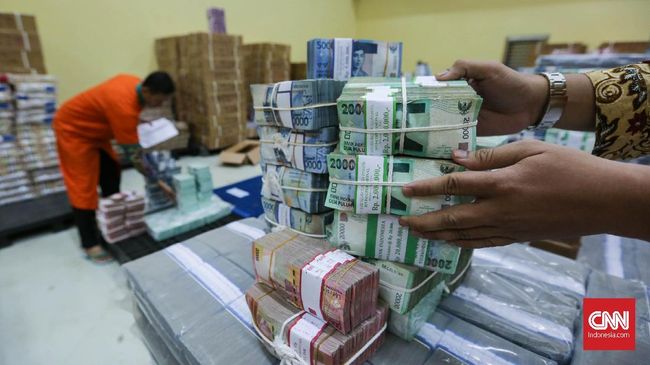 Dana Kelurahan Belum Juga Cair