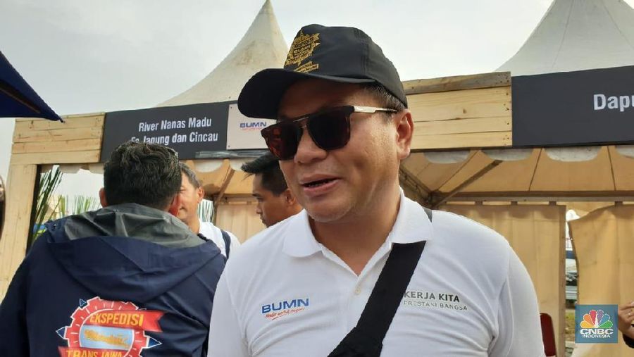 Menteri BUMN Erick Thohir menilai jumlah BUMN saat ini terlalu banyak.