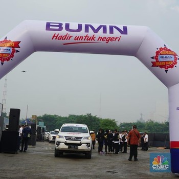 Jokowi Sambungkan Jakarta-Surabaya dengan Jalan Tol