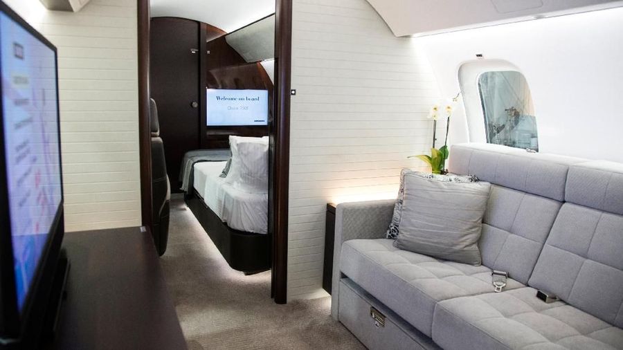 Pesawat ini dibangun demi memenuhi permintaan para crazy rich yang menginginkan jet dengan fitur bergaya hotel.