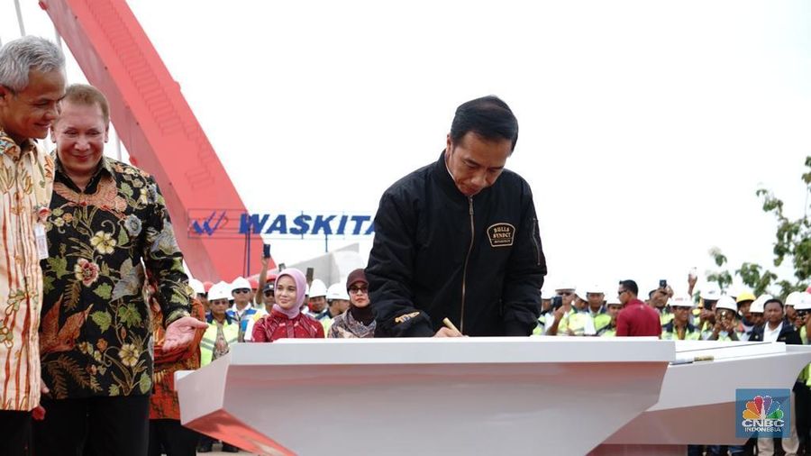 Menteri PUPR Basuki Hadimoeljono menyampaikan, pihaknya masih berkoordinasi dengan Kementerian Keuangan terkait hal ini.