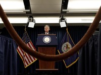 Mengintip Wajah Serius Bos The Fed Jelaskan Kebijakan Moneter