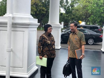 Menteri Siti Murka, Protes Keras Tudingan Malaysia Soal Asap