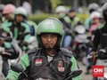 Trik Pengemudi Ojol Agar Kantong Tak Kempis di Musim Hujan