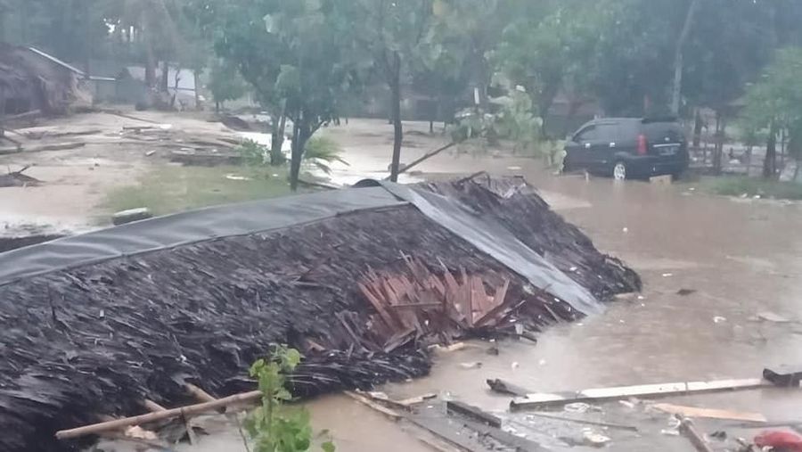 ASDP menegaskan layanan penyebrangan Merak Bakauheni tetap berlangsung normal