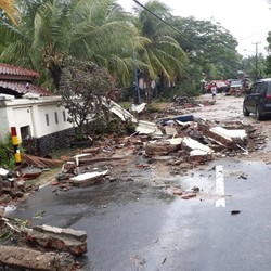 Korban Tewas Tsunami Selat Sunda Bertambah Jadi 62 Orang