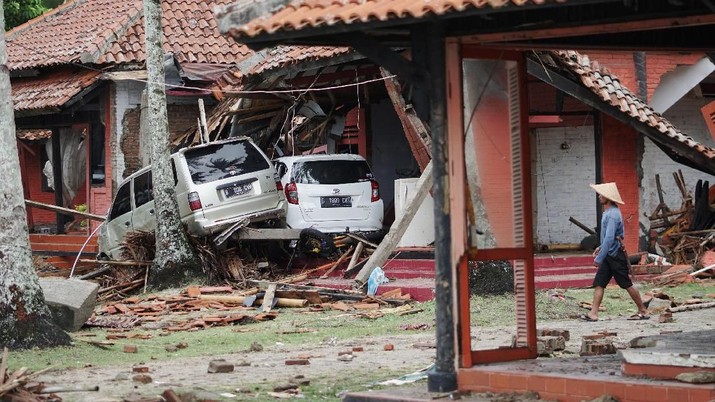 Dampak Tsunami Capai 250 KM, Banyak Hotel Rusak Berat