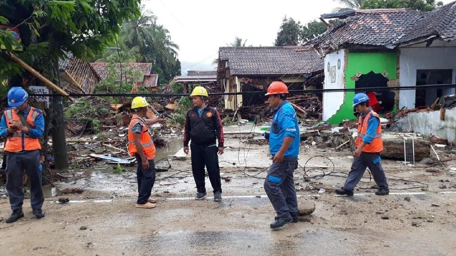 Presiden Joko Widodo (Jokowi) mengutus seluruh elemen pemerintah untuk melakukan penanganan bencana.