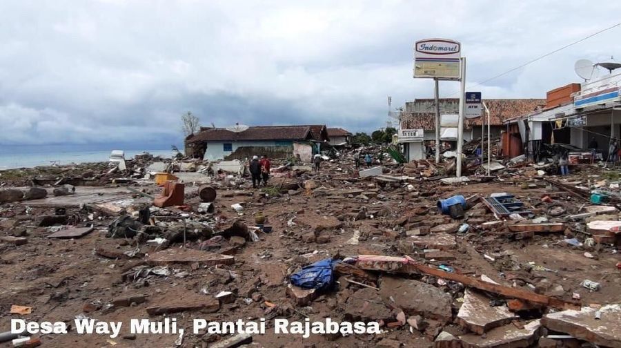 Tsunami yang terjadi pada Sabtu 22 Desmber pukul 21.15 WIB mengakibatkan rusaknya sejumlah wilayah pesisir Lampung.