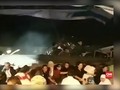 VIDEO: Detik-detik Seventeen Diterjang Gelombang Tinggi