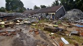 Kawasan yang diterjang tsunami adalah Cilegon, Pandeglang, Bandar Lampung dan Lampung Selatan. (Photo by Ronald / AFP)