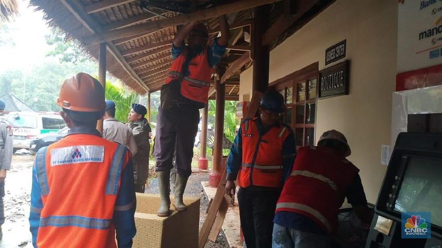 Ratusan aset rusak, tapi PLN janji listrik akan kembali pulih dalam 2 hari pasca-tsunami Banten