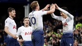 Pesta gol 6-2 Tottenham Hotspur ditutup gol Harry Kane pada menit ke-74 setelah menerima umpan silang Son Heung-main. (Reuters/Carl Recine)