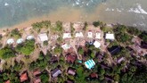 Pantai Carita menjadi salah satu kawasan pesisir Banten yang terdampak tsunami dari Selat Sunda pada malam 22 Desember 2018. (REUTERS/Jorge Silva)