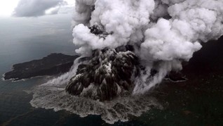 Material Longsor Krakatau Pemicu Tsunami Capai 80 Juta Ton