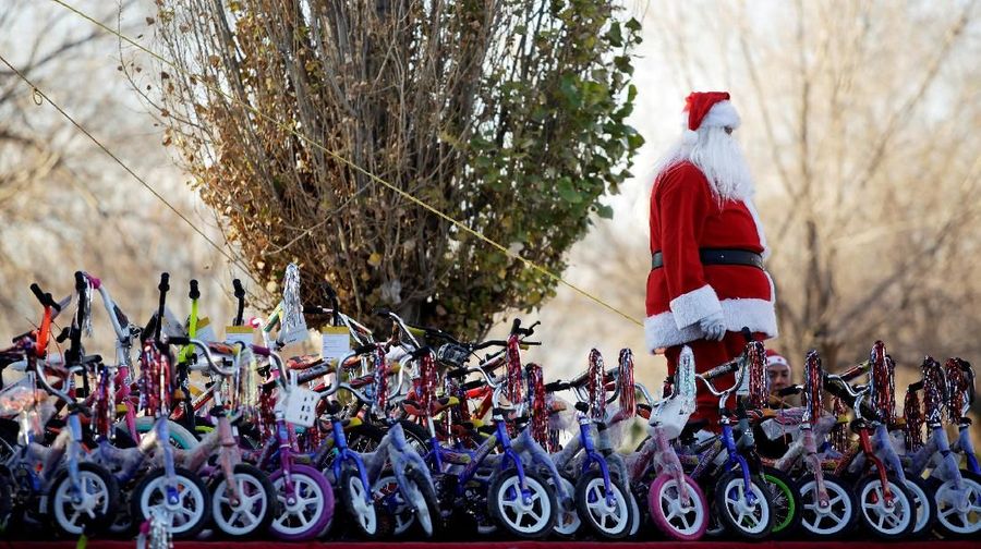 Santa Claus datang ke bursa kali ini dengan lebih cepat