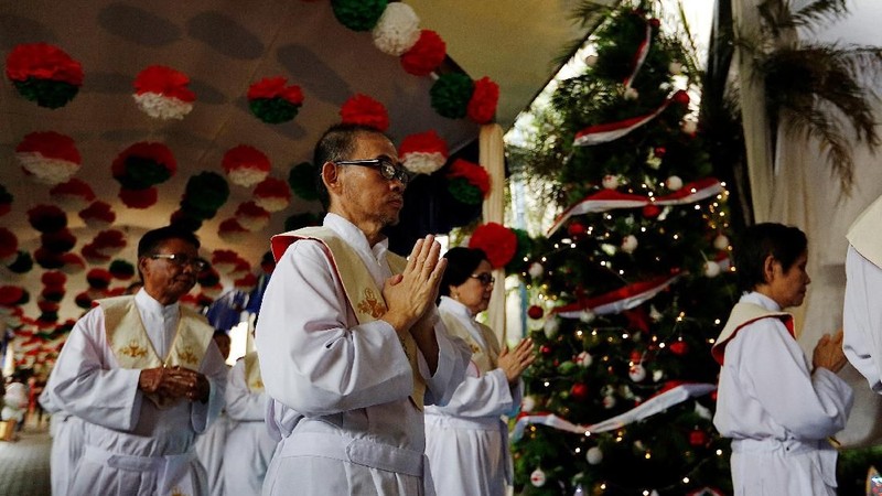Perayaan Natal yang berlangsung dari berbagai berlangsung khidmat