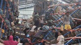 Salah satu faktor pemicu penjarahan adalah kurangnya bantuan untuk korban gempa dan tsunami di Palu, Sulawesi tengah. (ANTARA FOTO/Muhammad Adimaja/pras/18)