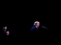Dari Paskah Sampai KTT G20, Inilah Potret Trump di 2018