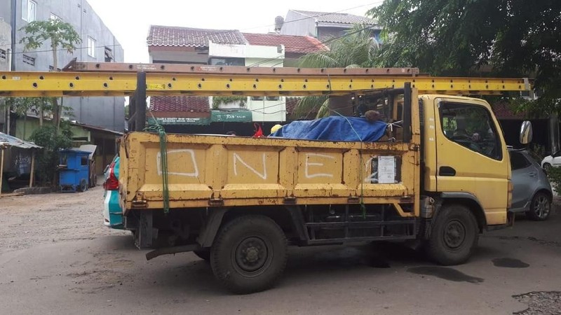 Di Pandeglang dan Banten hingga pkl 11.00 wib (25/12) PLN telah berhasil nyalakan 236 gardu dari 248 gardu distribusi yang padam.