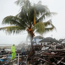 Tangani Tsunami Selat Sunda, RI Belum Perlu Bantuan Asing!