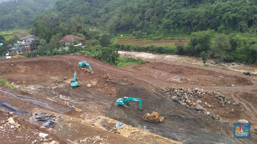 Pembangunan kedua bendungan itu untuk mengurangi kerentanan kawasan metropolitan Jakarta dari bencana banjir.