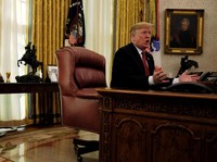Risiko Besar di 2019: Pelengseran Presiden AS Donald Trump