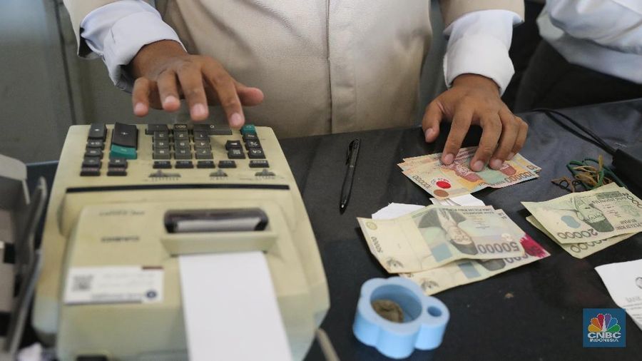 BI memberikan waktu kepada masyarakat untuk menukarkan empat pecahan uang kertas tahun emisi 1998 dan 1999 hingga 30 Desember 2018.