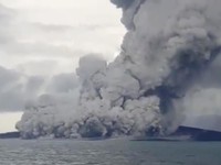 Gunung Anak Krakatau Erupsi Lagi, Tinggi Kolom Abu 1.610 M
