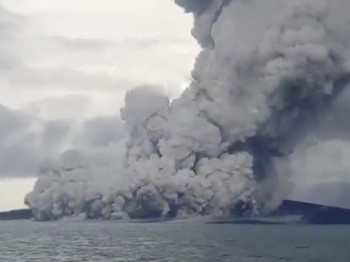Status Siaga, Ini Penampakan Terakhir Gunung Anak Krakatau