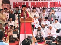 Prabowo Ingatkan Jasa Rakyat Aceh Sumbang Pesawat buat RI