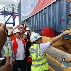 Kuala Tanjung Bisa Pangkas Waktu Ekspor Produk Indonesia