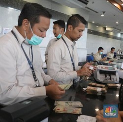 Kok Bisa 4 Bank Kakap RI Jadi 'Turun Kelas'?