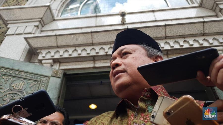 Di depan para bankir, Gubernur Bank Indonesia (BI) Perry Warjiyo kembali menjelaskan bauran kebijakan BI yang makin solid.