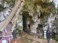 Wisata Mistis ala Makam di Gua Toraja