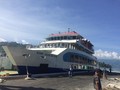 Kapal Penumpang Ihan Batak Meluncur di Perairan Danau Toba