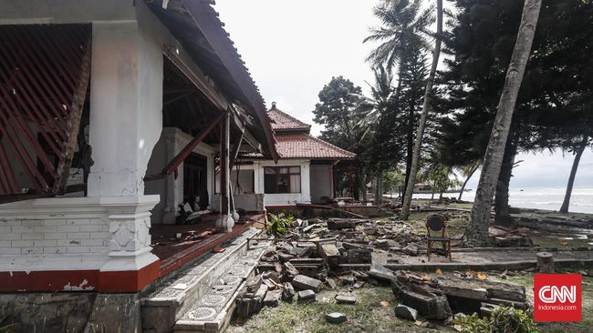 Korban Tsunami Naik Jadi 437 Meninggal, 1.459 Luka, 16 Hilang