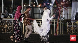 FOTO: Suasana Khidmat Nikah Massal di Malam Tahun Baru 2019