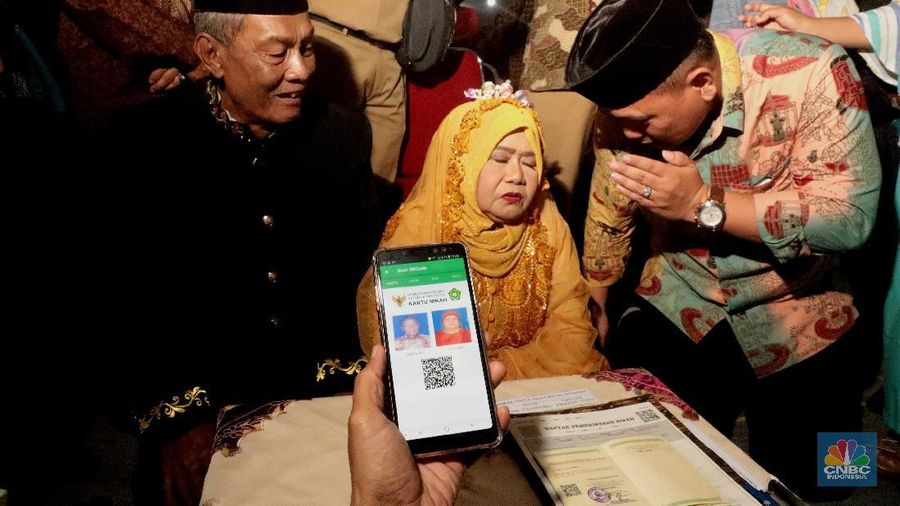 Total keseluruhan peserta nikah massal ini adalah 557 pasang pengantin.