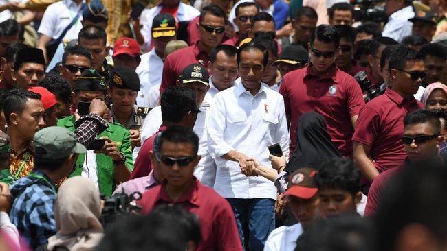 Dampak Tsunami, Jokowi Ingin Warga Pesisir Lampung Direlokasi