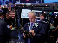 Tak Ada Happy Weekend? Wall Street Kompak Dibuka Berjatuhan