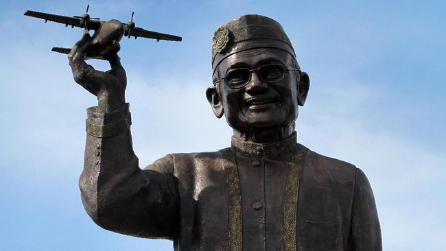Doa Iwan Fals dan Ucapan Selamat Jalan untuk BJ Habibie