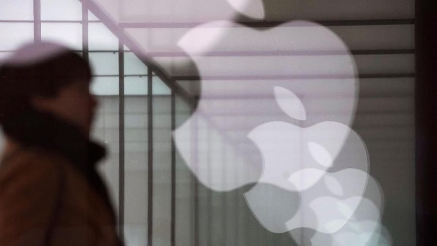 Is Apple Too Big to Fail?