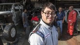 Baron sudah memenuhi berbagai syarat kesehatan dan administrasi untuk ikut Rally Dakar, sama seperti setiap pesaingnya. (Photo by ERNESTO BENAVIDES / AFP)